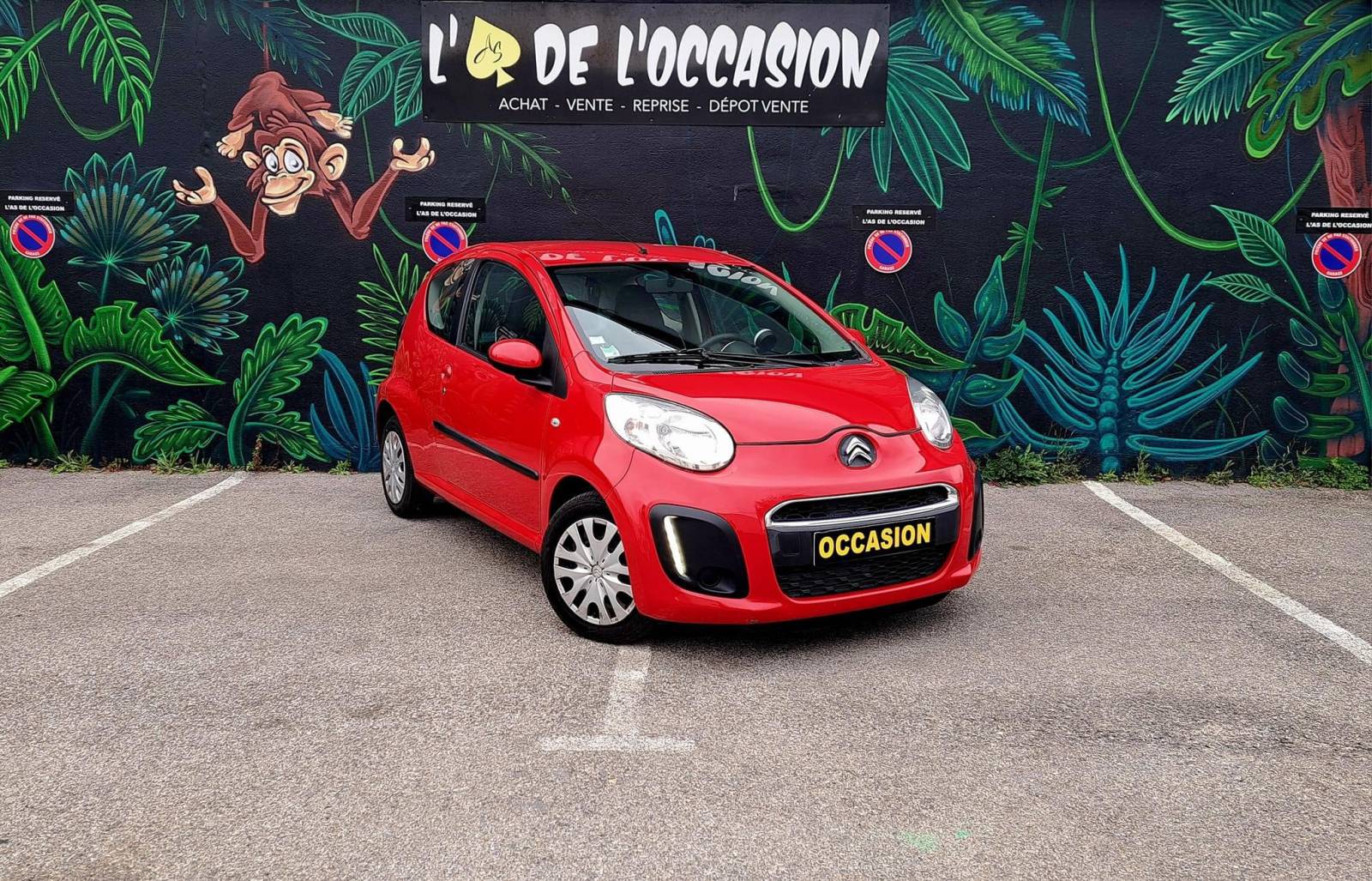 C1 d'occasion essence 3 portes rouge 1.0 12V Phase 2 avec 100 000KMS à Hyères