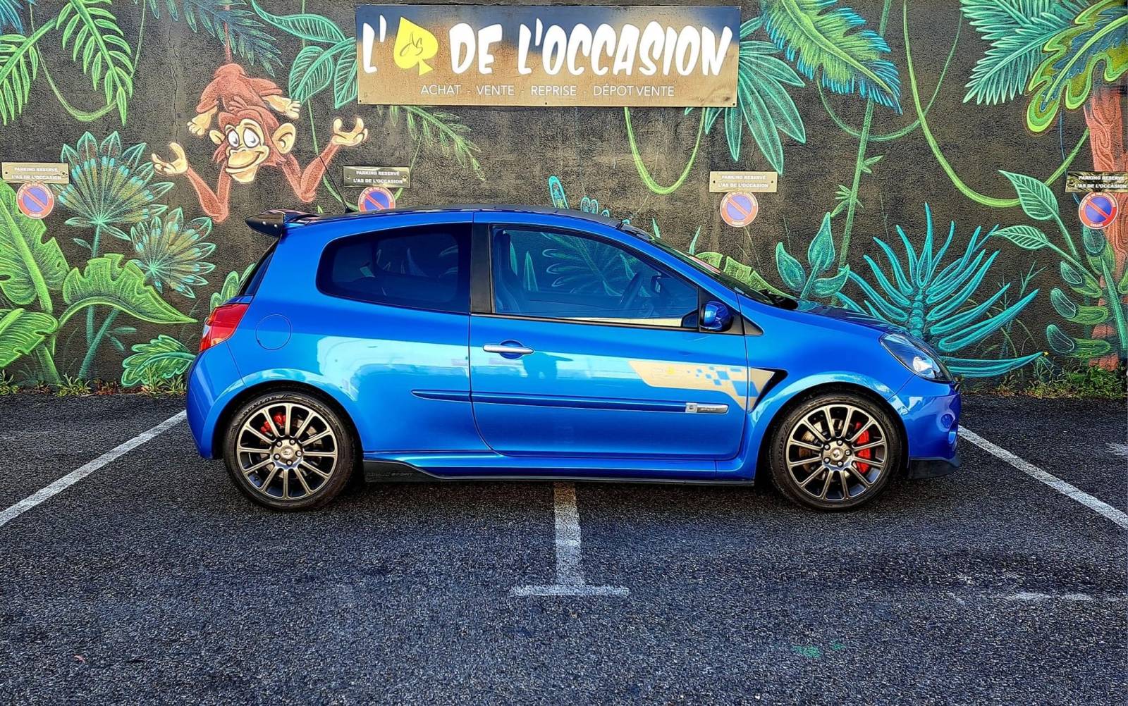 Renault sport Clio III rs 200ch Phase 1 R27 F1 TEAM à vendre à Hyères dans le VAR