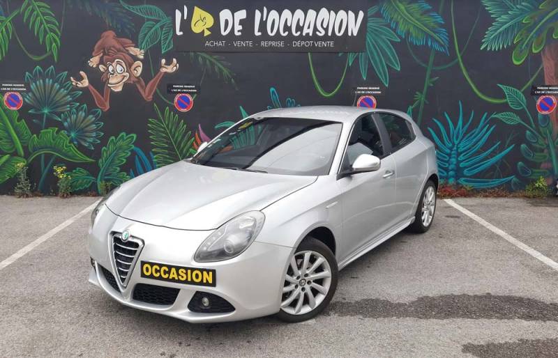 Professionnel pour mandat de recherche de véhicule personnalisé avec garantie à Hyères