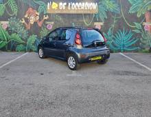 A vendre Peugeot 107 phase 2 essence boite manuelle 121 000 kms à Hyères